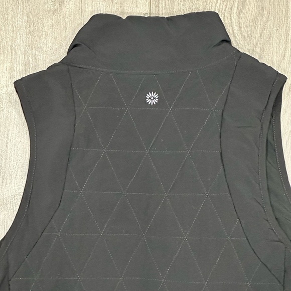 Women’s Tangerine Small 4 - 6 Vest Jacket Coat Black Sleeveless Packable Stretch - Picture 6 of 10